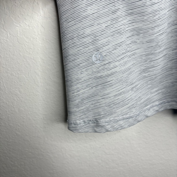 Lululemon Stash N Run Tank Gray and Coral Size 12 Athletic - Picture 9 of 10